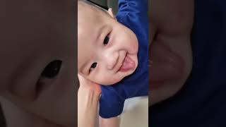 Download lagu Bayi laki laki lucu mp3 Download lagu Bayi laki laki lucu mp3