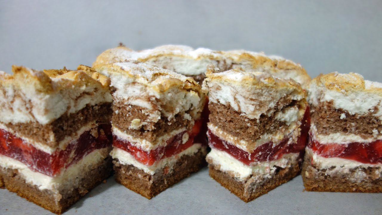 Ciasto Truskawkowa Chmurka – z pysznym kremem i truskawkami