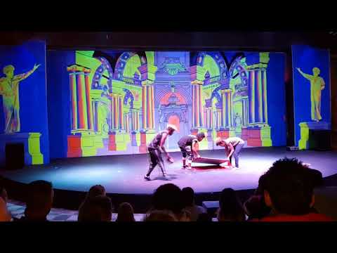 Hotel Linda Resort Entertainment - Acrobatics Dance Show