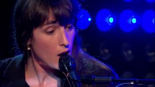 Juliette ARMANET interprète &quot;L&#39;amour en solitaire&quot; - Thé ou Café - 21/05/2017
