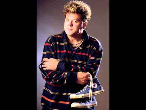 Drazen Zeric- Proveo bih zivot ispod mostova