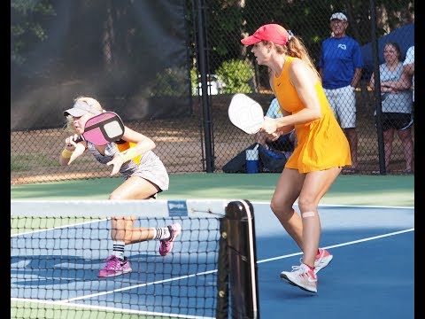 Onix presents Atlanta Open WDPro Gold medal with S.Jardim/C.Carr v L.Waters/ AL Waters