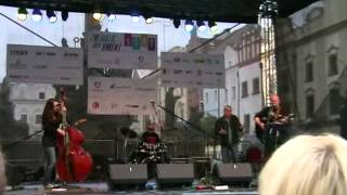 Video Někdy málo je moc/Folk Stones