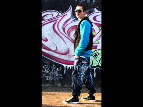 TWT ft. Dado - Scarface.