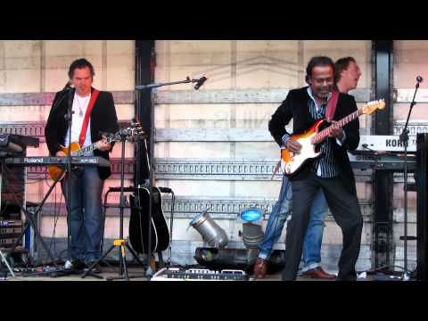 band Escape, bij Drie Musketiers, Nootdorp, 1-9-12