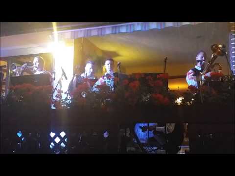 Ansambel Škorpijoni -  Na veselici