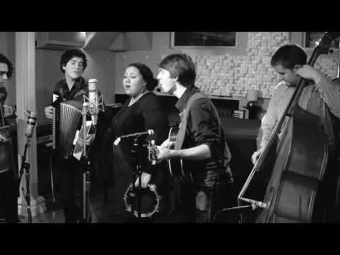 Will the Circle Be Unbroken - The Amigos Band with Brianna Thomas