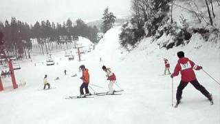 preview picture of video 'Skiing in a KARIGAHARA ski resort 2nd.'