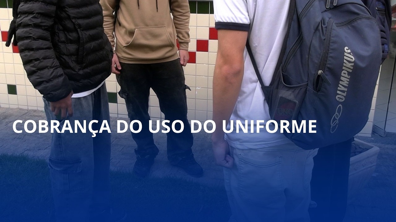 Cobrança do uso do uniforme. Alunos são barrados em escola de Rio do Sul