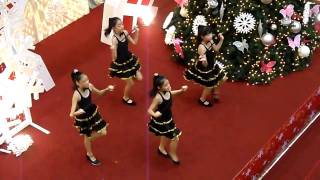 4 Girls Dance