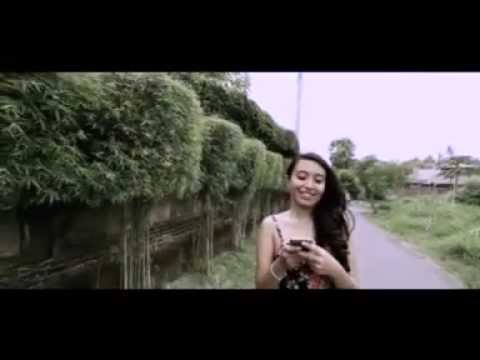 Pang Ketemu Beli - Ayu Wiryastuti