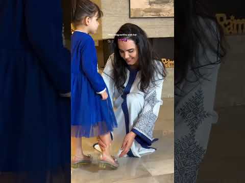 Matching outfits with her 💗🎀☪️