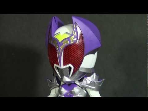 TOYCEMBER: WCF Kamen Rider Gills & Kivara
