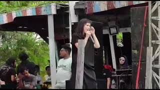 All of Me - Sarah Usman Live @ Bugis Waterpark Makassar