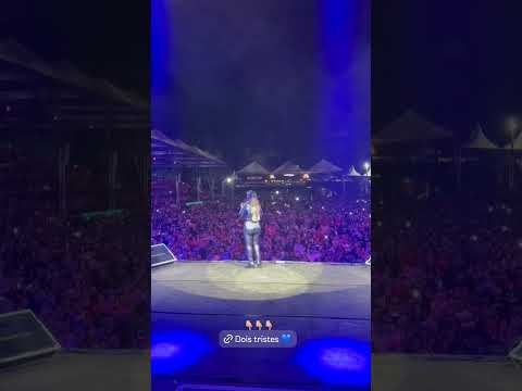 Simone Mendes cantando DOIS TRISTES no show em Lençóis Paulista São Paulo 🥰 #simonemendes#viral#flip