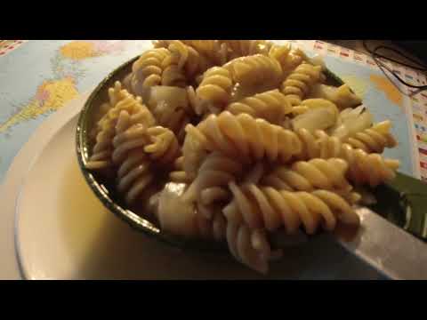 MongoTV_12827 - Min Aftensmad - Del 3 - OKSEBOUILLON LØGSUPPE Med PASTASKRUER