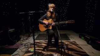 Lucy Rose - Shiver (Live on KEXP)