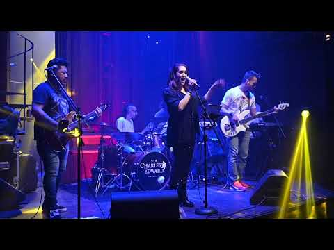 Dressed For Success (Roxette) - Banda Hot Rocks feat Nathalia Baroudi - 03/10/2020 - Charles Edward