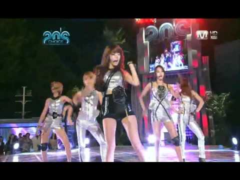 4Minute Perform Live Change (HyunA Solo), Hot Issue and Huh (Remix)