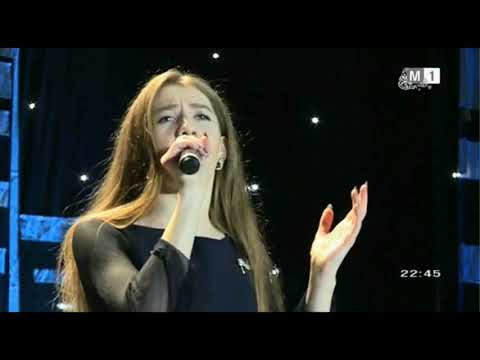 SCRUM ȘI LACRIMI... - interpretează Maria CODREANU