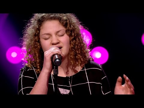 Pauline - 'La Vie En Rose' | Blind Auditions | The Voice Kids | VTM