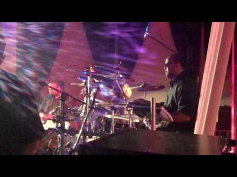 INNERTWYNED PLAYING AROUND