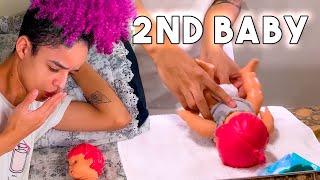 1ST BABY PEEING IN BED vs OTHERS BABIES