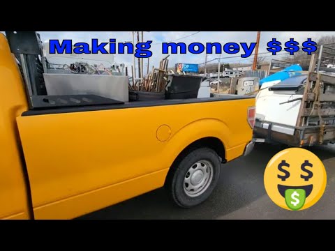 How to make a living Scrapping metal