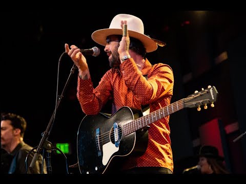 Ryan Bingham - "Jingle and Go" (Recorded Live for World Cafe)
