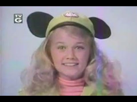 1977 New Mickey Mouse Club (S1 Ep5) – Showtime with the Gilbert twins and Kenia Hernandez