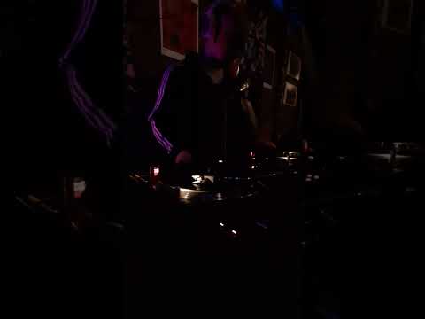 dj W @Roots-ban Live sett vinyl