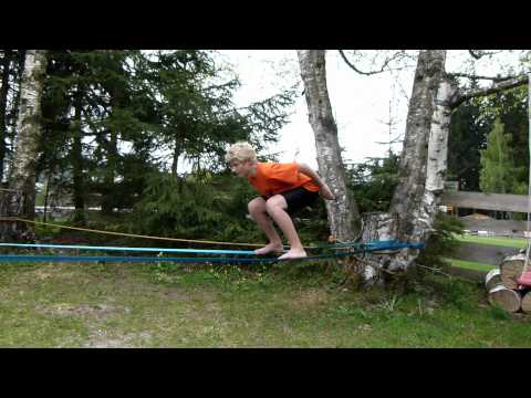 Skispringtraining auf der Slackline/ der Anfang