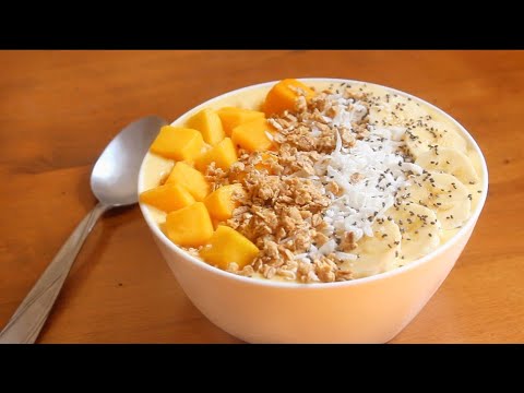 Last minute, 4 ingredients, healthy Mango Pineapple Smoothie Bowl | SweetTreats
