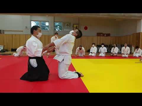 合気上げと崩し（座技）