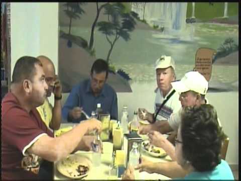 Lares Castaner.  El alcalde de Lares en castañer