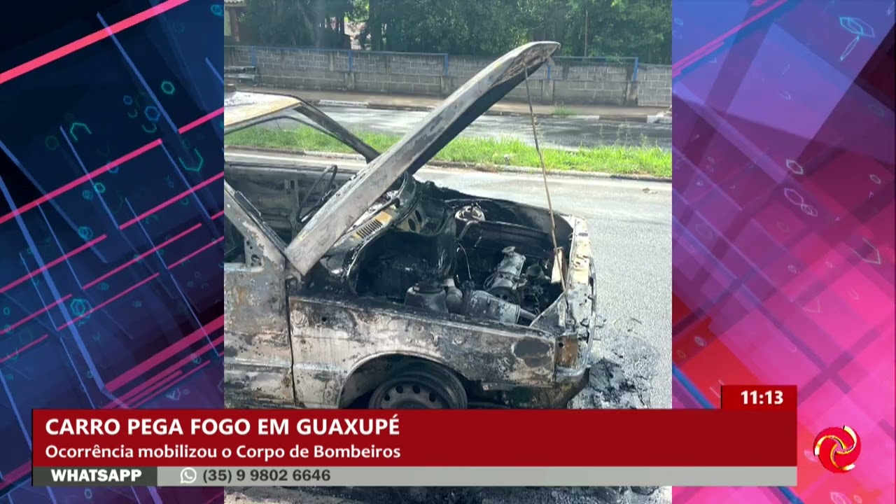 Carro pega fogo e assusta moradores em Guaxupé