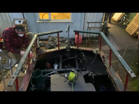110. Work starts on the Narrowboat stern