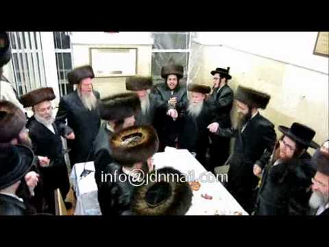 Purim 5774 In Tola'as Yakov