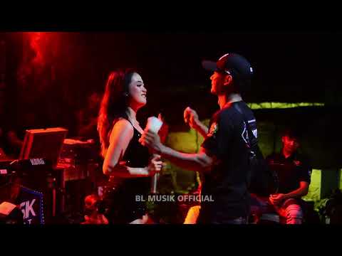 BERPISAH DIUJUNG JALAN - ERNACABE - BLMUSIK LIVE IN CILAYANG CIKEUSAL