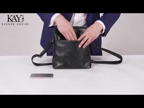Kay exceed desire 黑色油蠟皮斜孭袋