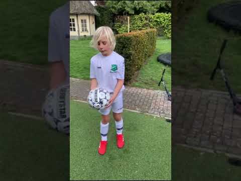 Compilatie week 3 AWC Prijzenkast Challenge