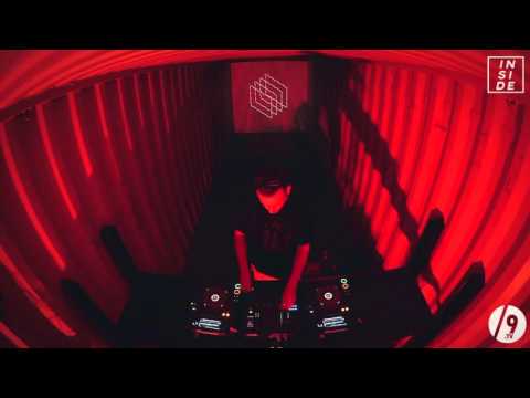 INSIDE : THE CONTAINER - Himperson