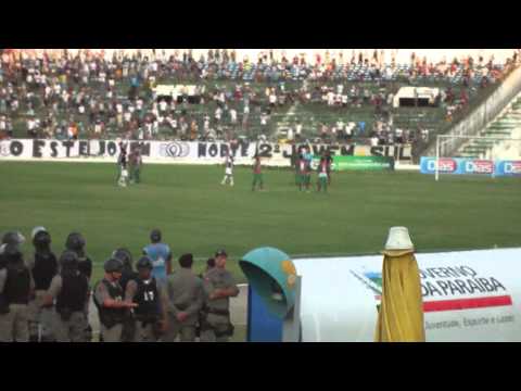 Gol do Treze contra Santa Cruz