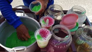Download lagu Indonesian street food - ES BUBUR SUMSUM (Ice marrow porridge) mp3 Download lagu Indonesian street food - ES BUBUR SUMSUM (Ice marrow porridge) mp3