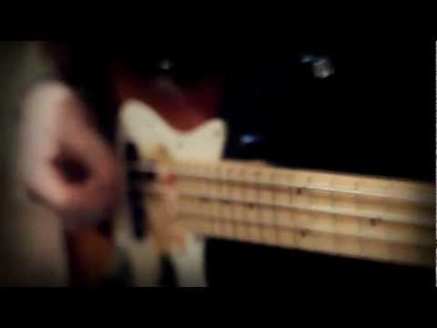 Temptation-Pigs Parlament_Bass recording video from Studio P.L.C.