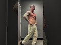 Mens physique posing at 150lbs
