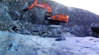 prodaja HITACHI ZX 690LCH-6 bager guseničara slika 4 novi HITACHI ZX 690LCH-6 bager gusjeničar slika 4