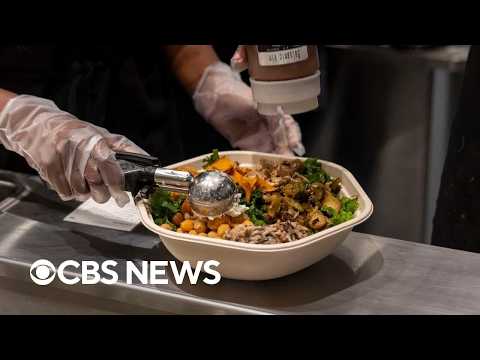 Salad companies brace for low earnings after cyclospora outbreak