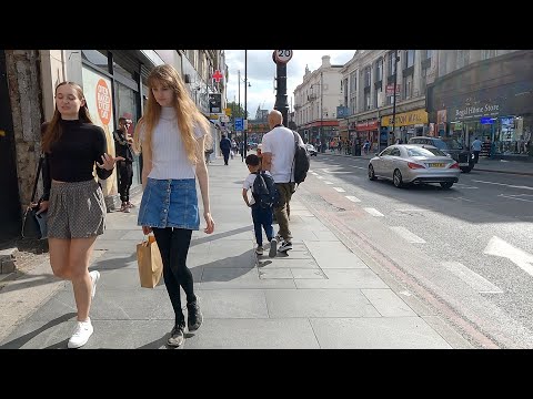 BRIXTON ROAD, In front of Brixton Tube Station, Sunday Afternoon in August / London SW9 – N043 [4K]