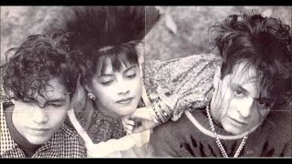 Anything Box – Living In Oblivion (12" The Living Mix) 1990